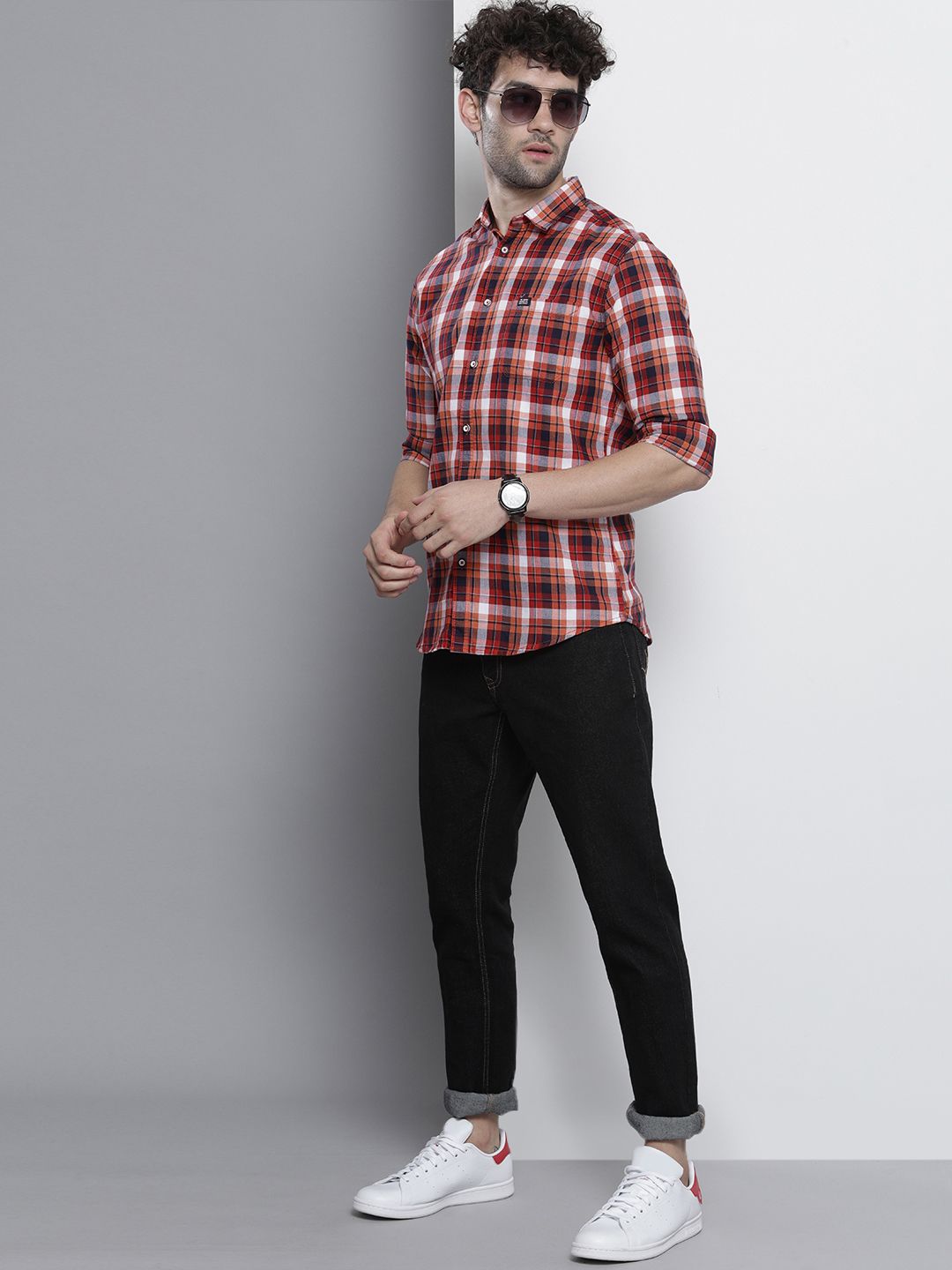 The Indian Garage Co Men Slim Fit Cotton Checked Casual Shirt