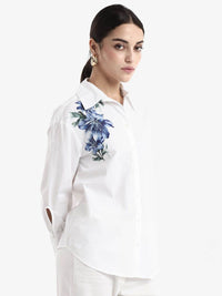 RAREISM Women Floral Printed Spread Collar Casual Shirt