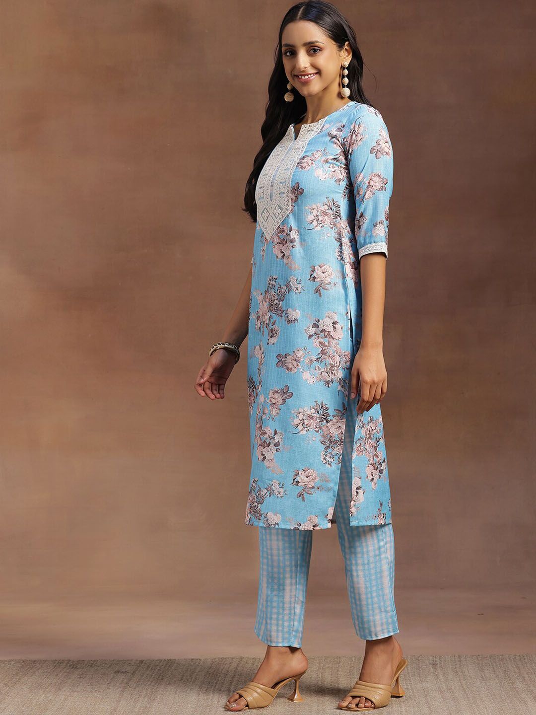 Libas Floral Printed Regular Thread Work Kurta With Trousers & Dupatta
