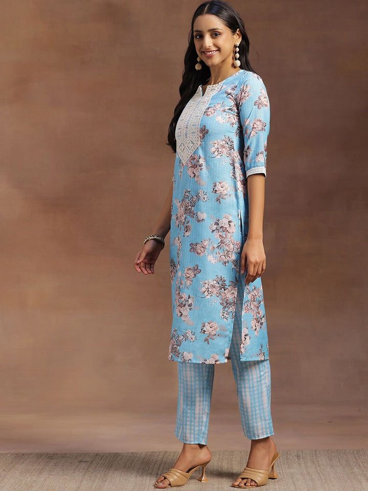 Libas Floral Printed Regular Thread Work Kurta With Trousers & Dupatta