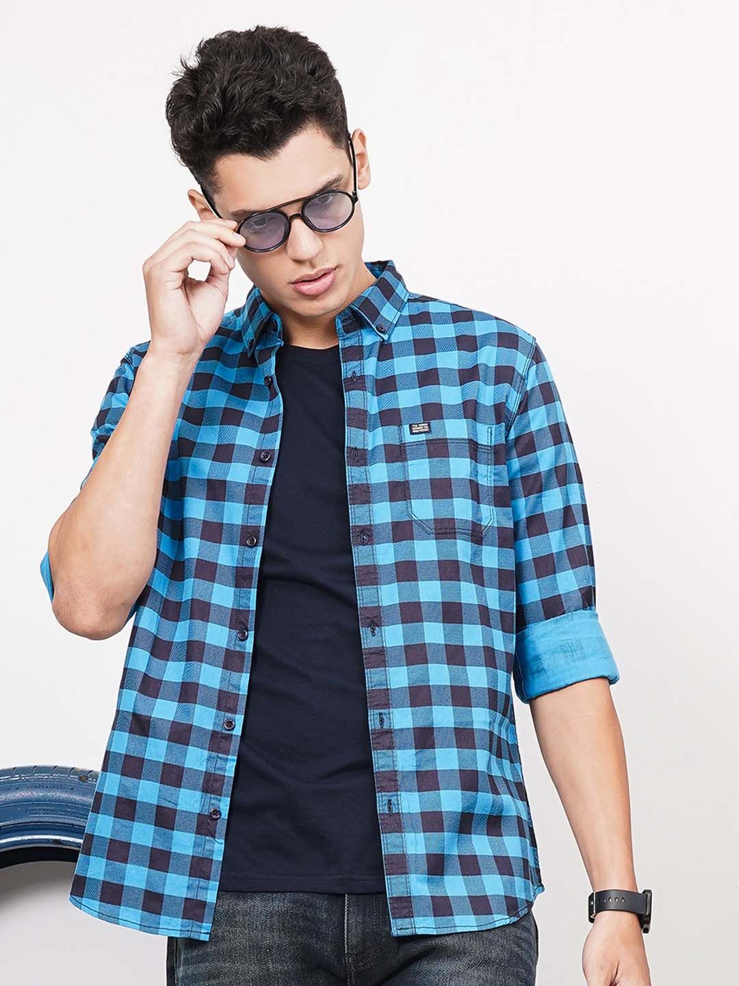The Indian Garage Co Men Blue & Black Slim Fit Checked Casual Shirt