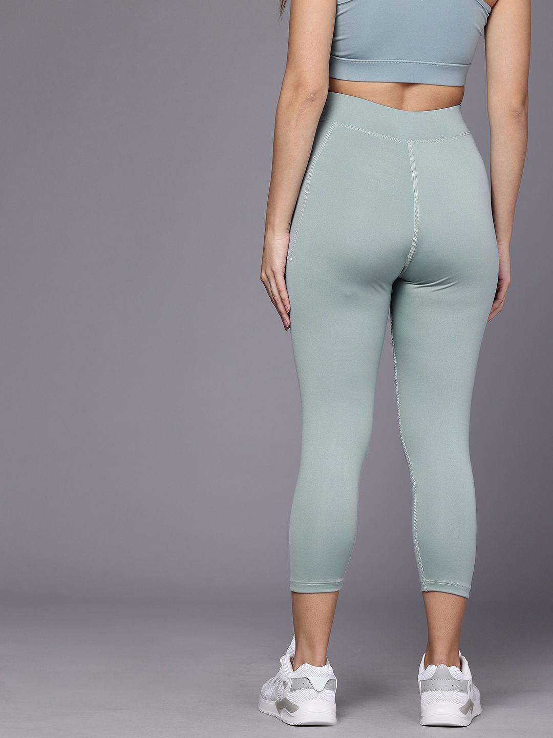 HRX by Hrithik Roshan Women PERFORMANCEBONDED Rapid-Dry Running Tights AW24_W_TG_KRS001_03