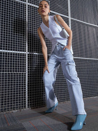 SASSAFRAS Women Straight Fit High-Rise Heavy Fade Stretchable Cargo Jeans