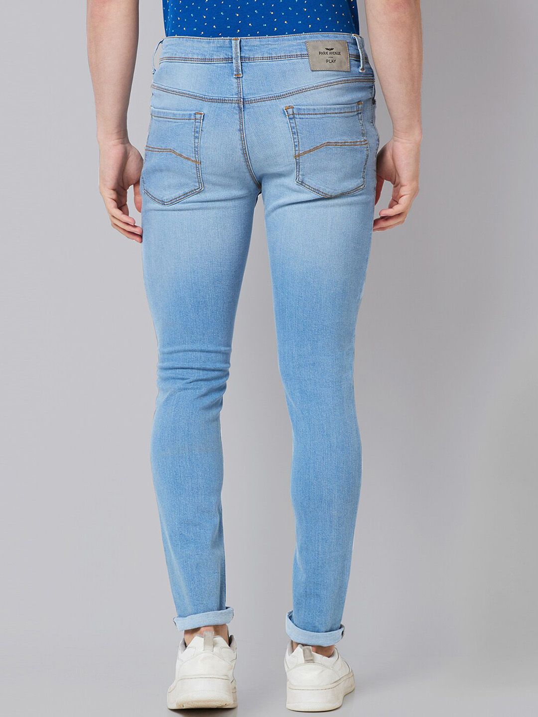 Park Avenue Men Clean Look Slim Fit Low-Rise Light Fade Jeans