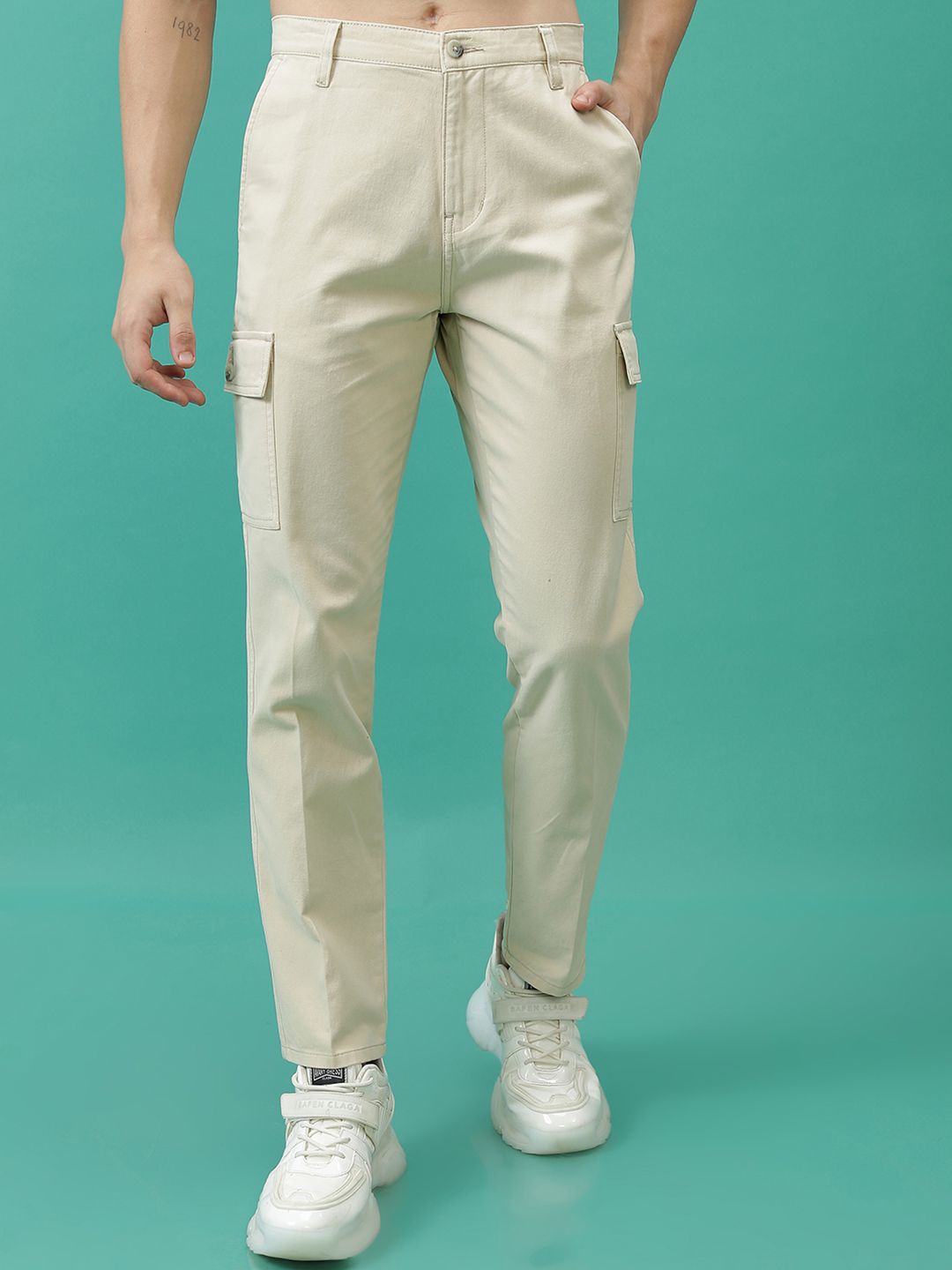 HIGHLANDER Men Cotton Cargo Trousers