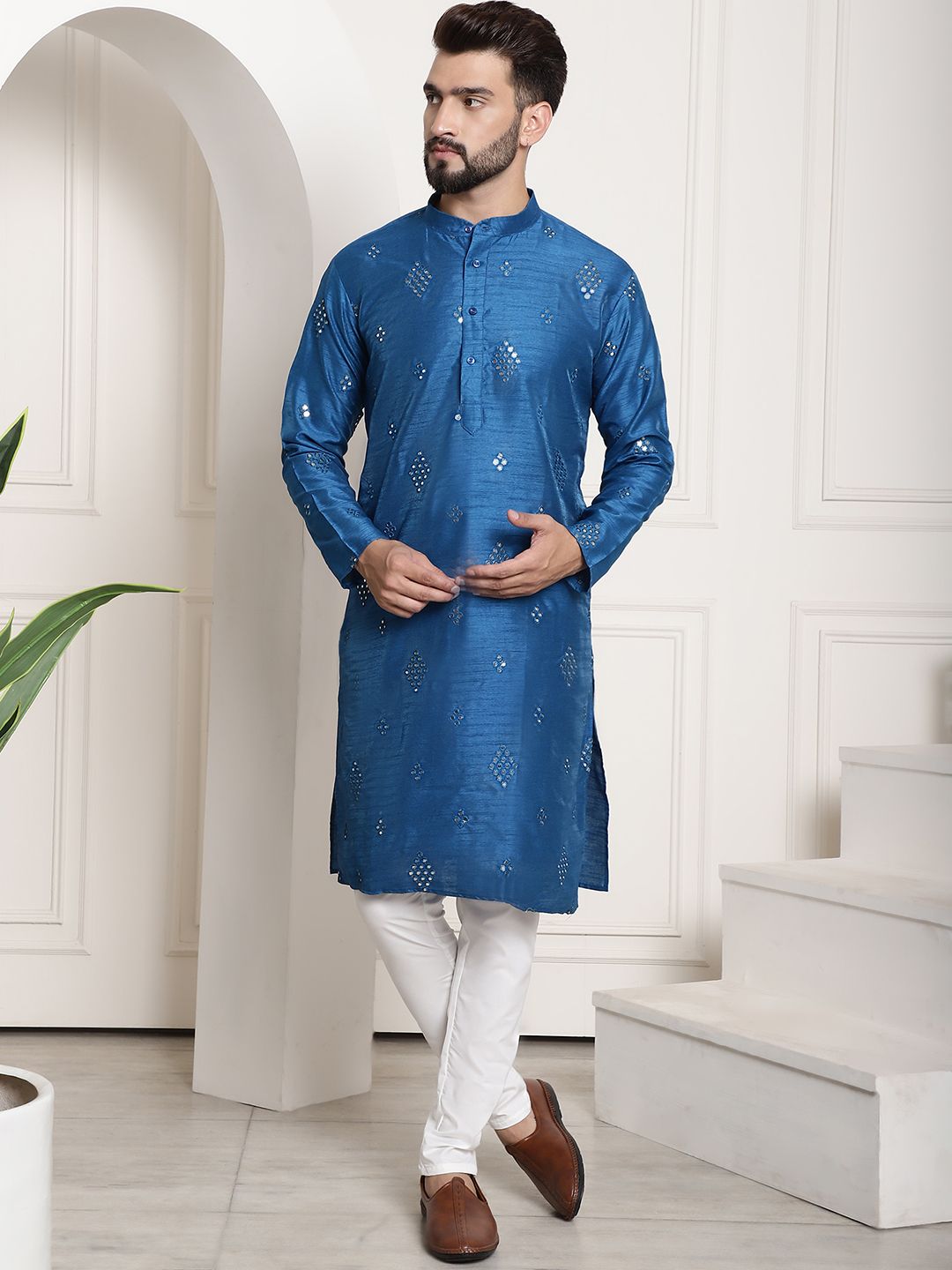SOJANYA Geometric Embroidered Regular Mirror Work Kurta With Pyjamas