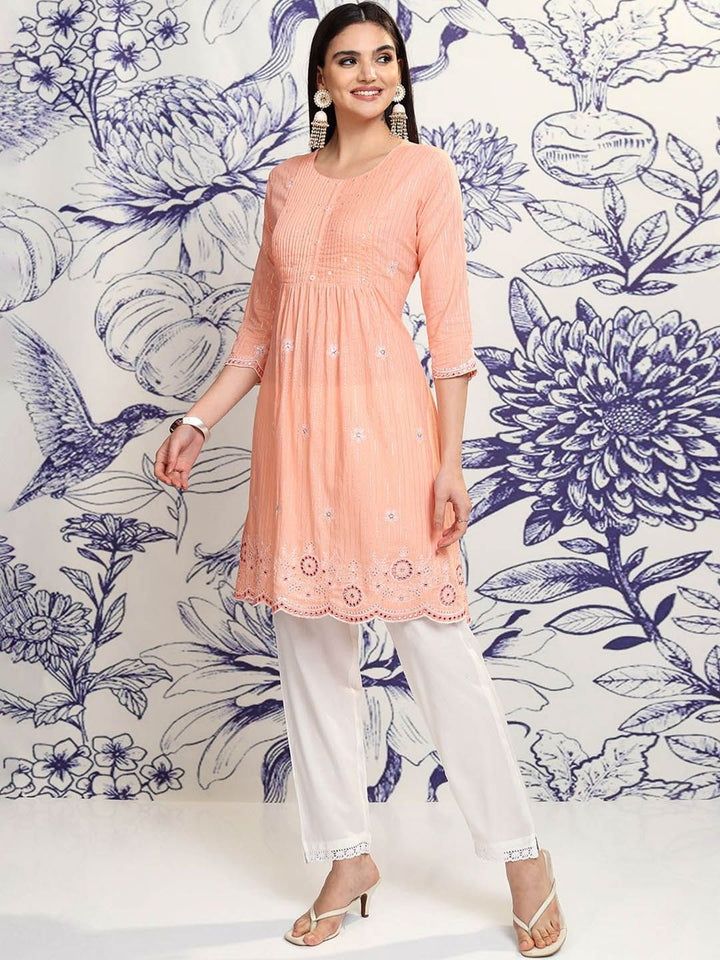 Vishudh Peach Round Neck Floral Embroidered Regular Pure Cotton A-Line Kurta with Trousers