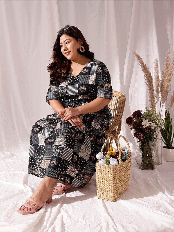 CURVY STREET Black Geometric Printed V-Neck Flared Fit & Flare Dress