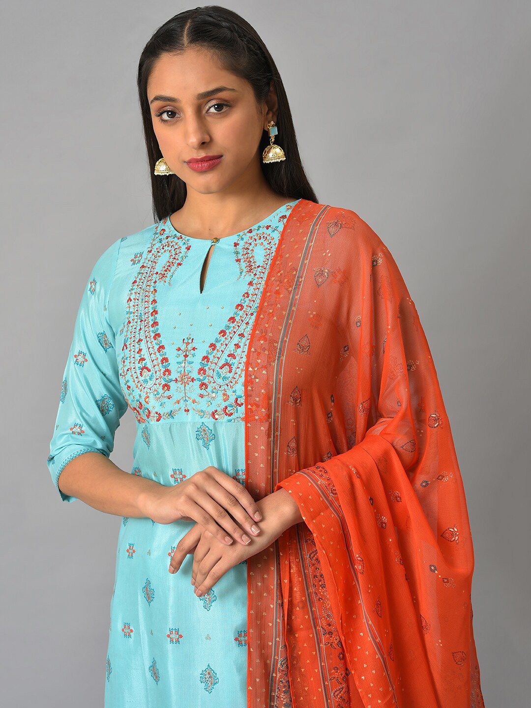 W Women Festive Floral Print Shantung Kurta With Cullote & Dupatta