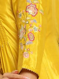 W  Keyhole Neck Thread Work Pleated A-Line Kurta