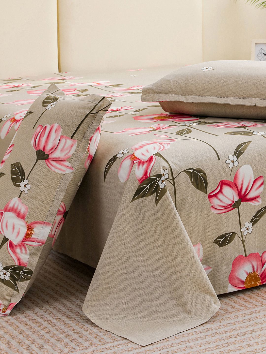 Story@home Beige Red Floral Flat 210 TC 1 Double Bedsheet with 2 Pillow Covers