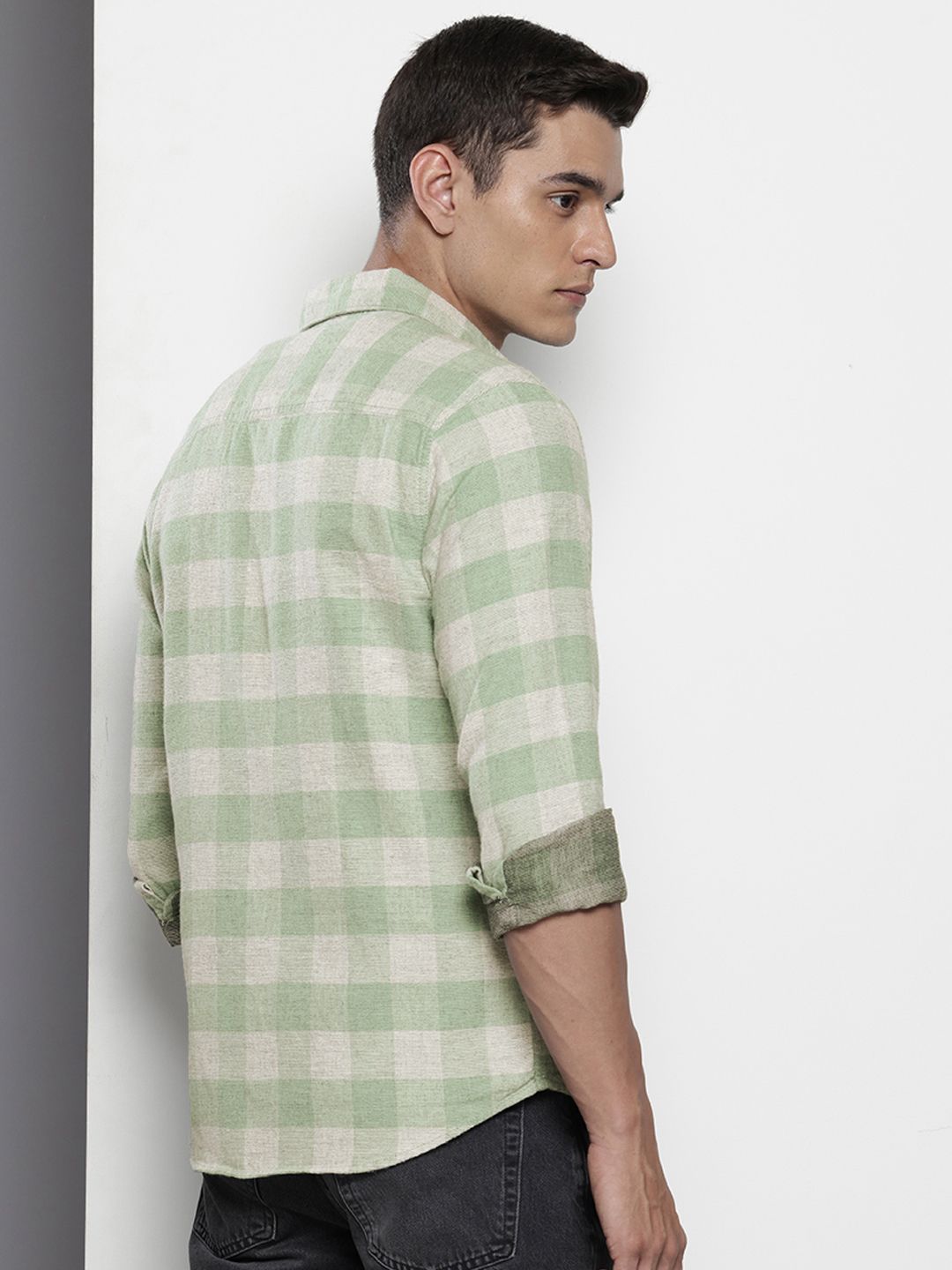 The Indian Garage Co Pure Cotton Slim Fit Buffalo Checks Casual Shirt