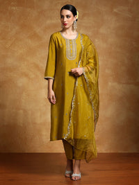 Varanga Floral Embroidered Zari Straight Kurta With Trousers And Dupatta