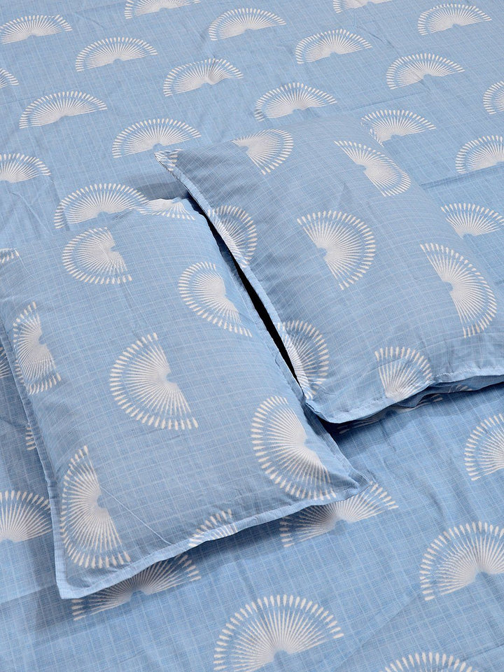 Myntra Elegant Homes Blue & White Geometric 300 TC King Bedsheet with 2 Pillow Covers