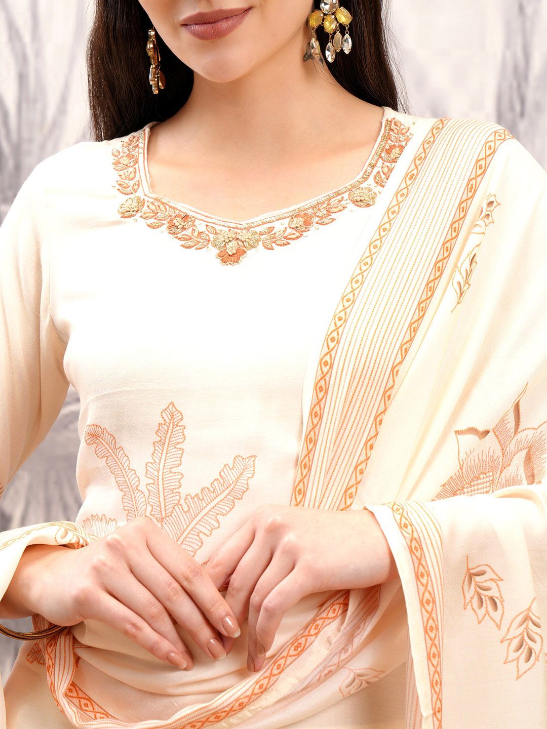 Vishudh Peach V-Neck Ethnic Motifs Printed Regular Straight Kurta Set