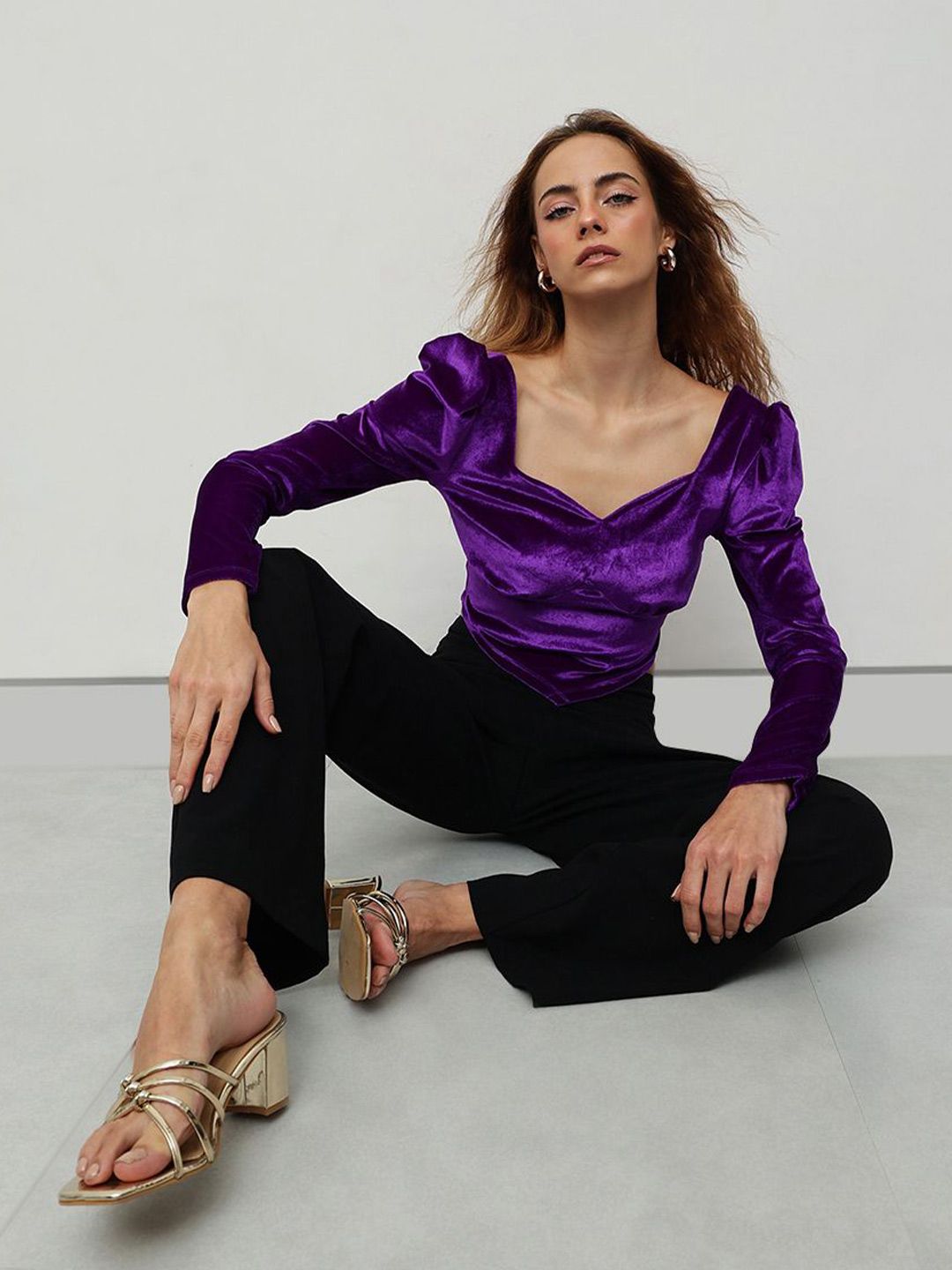 STREET 9 Velvet Crop Top