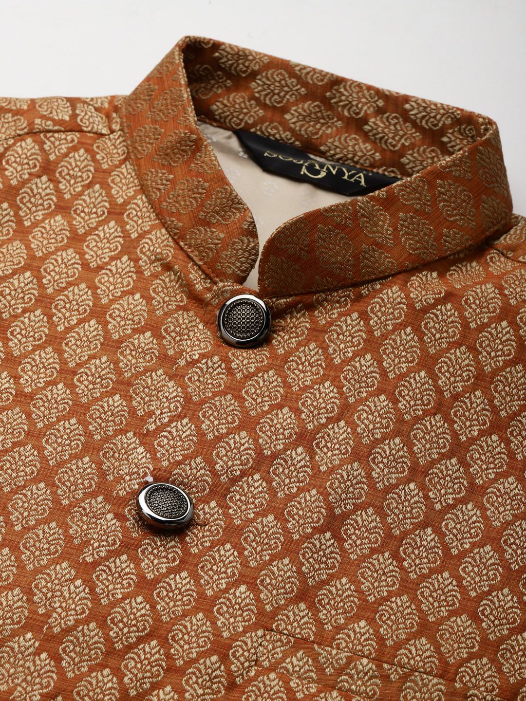 SOJANYA Men Pink & Orange Ethnic Motifs Kurta with Churidar & Nehru Jacket