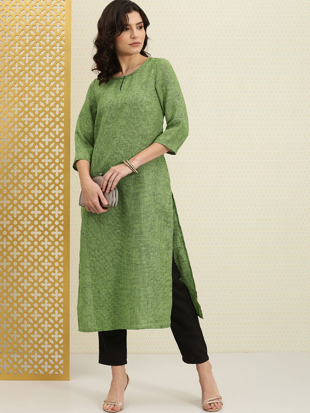 House of Pataudi Women Green & Black Keyhole Neck Kurta