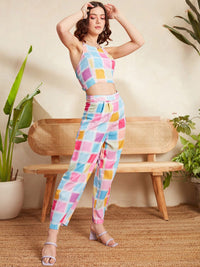 Berrylush Colourblocked Halter Neck Cropped Top WIth WIde Leg Trousers Co-Ords