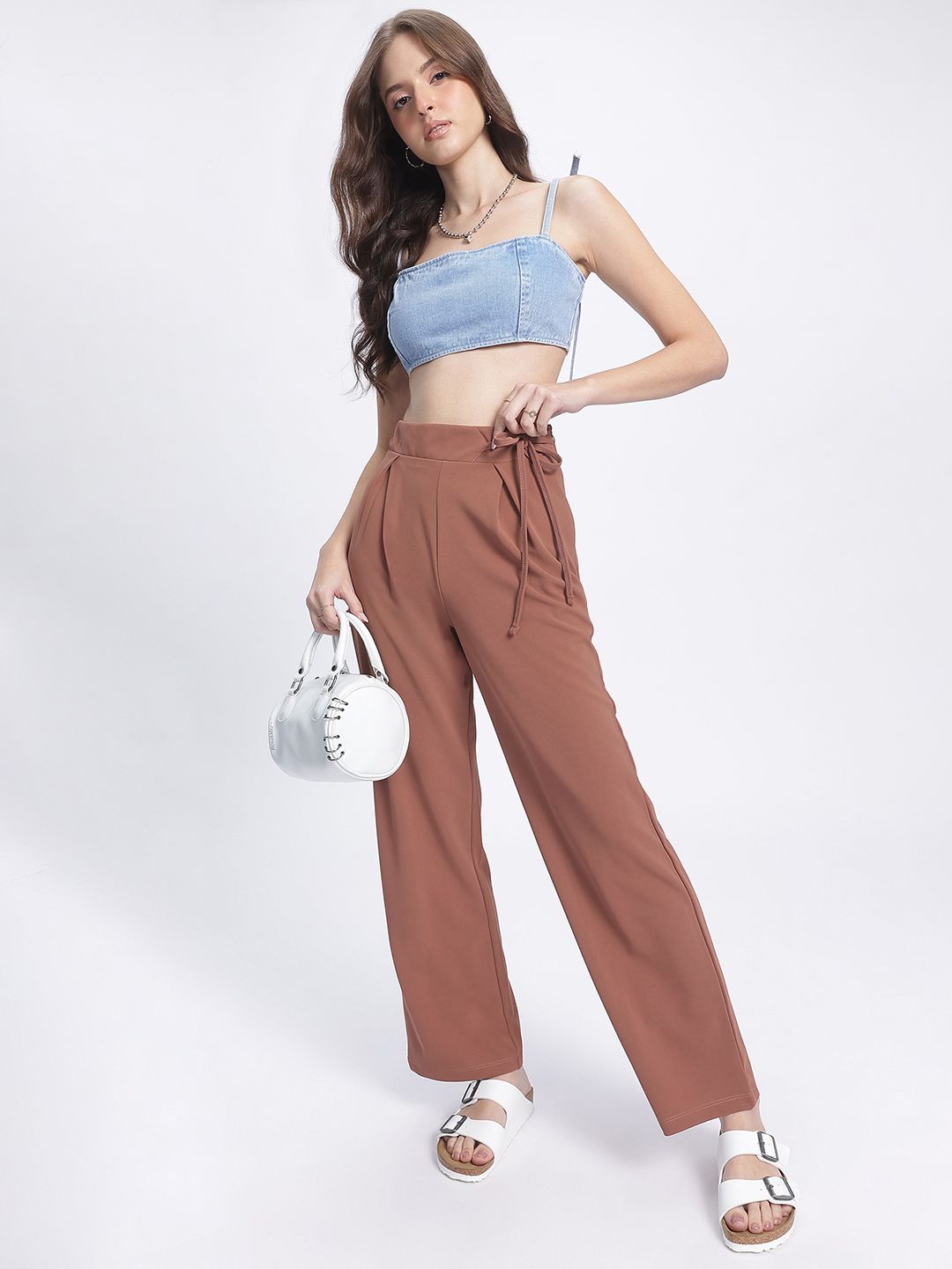 DressBerry Women Elegant Essence Pleated Trouser