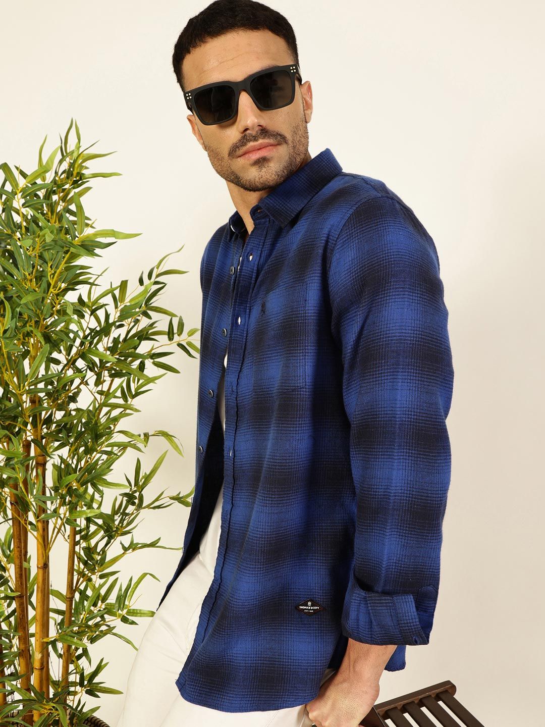 Thomas Scott Men Smart Opaque Flannel Checks Casual Shirt