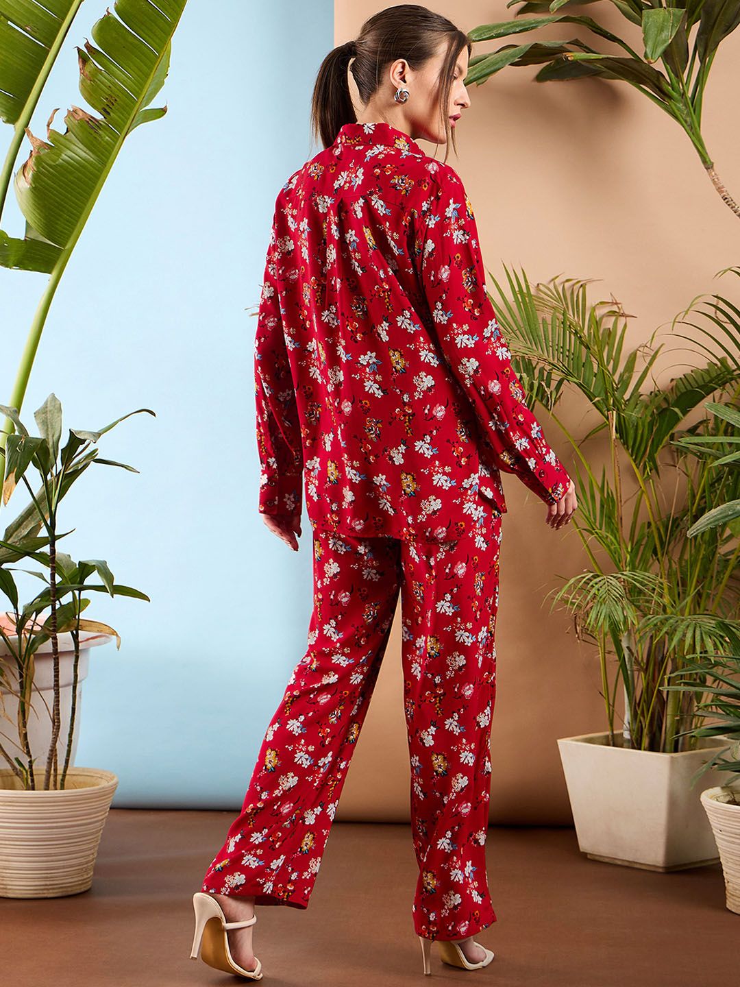 SASSAFRAS Red Floral Printed Oversize Shirt With Trousers