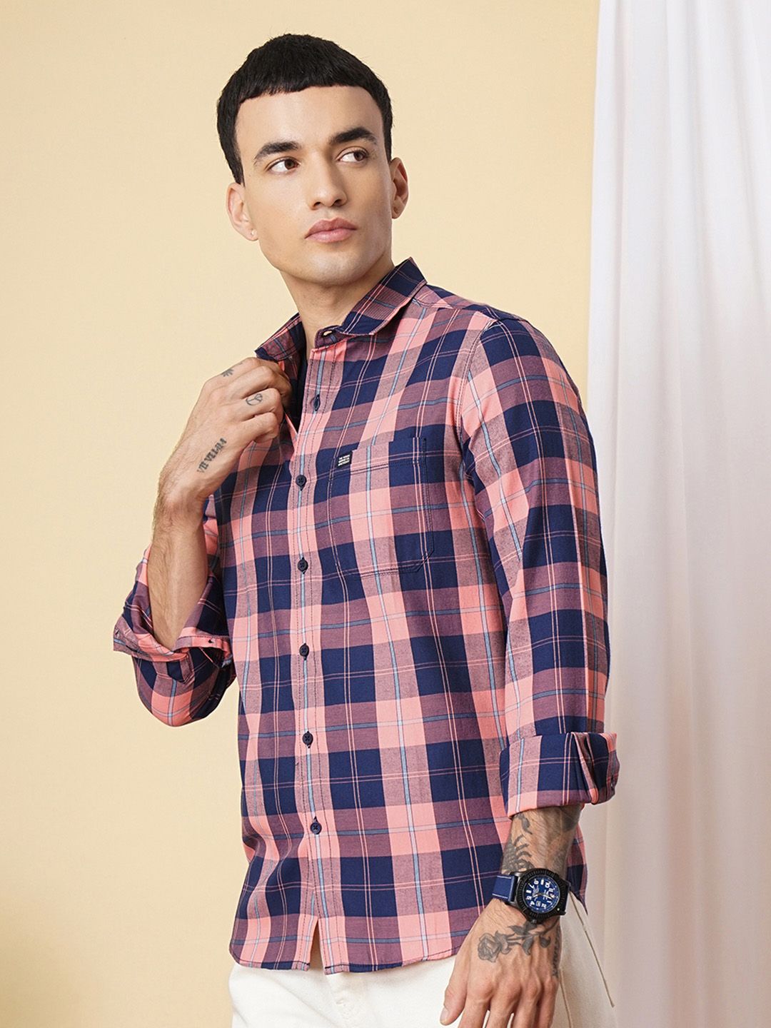 The Indian Garage Co Men Regular Fit Checked Casual Shirt