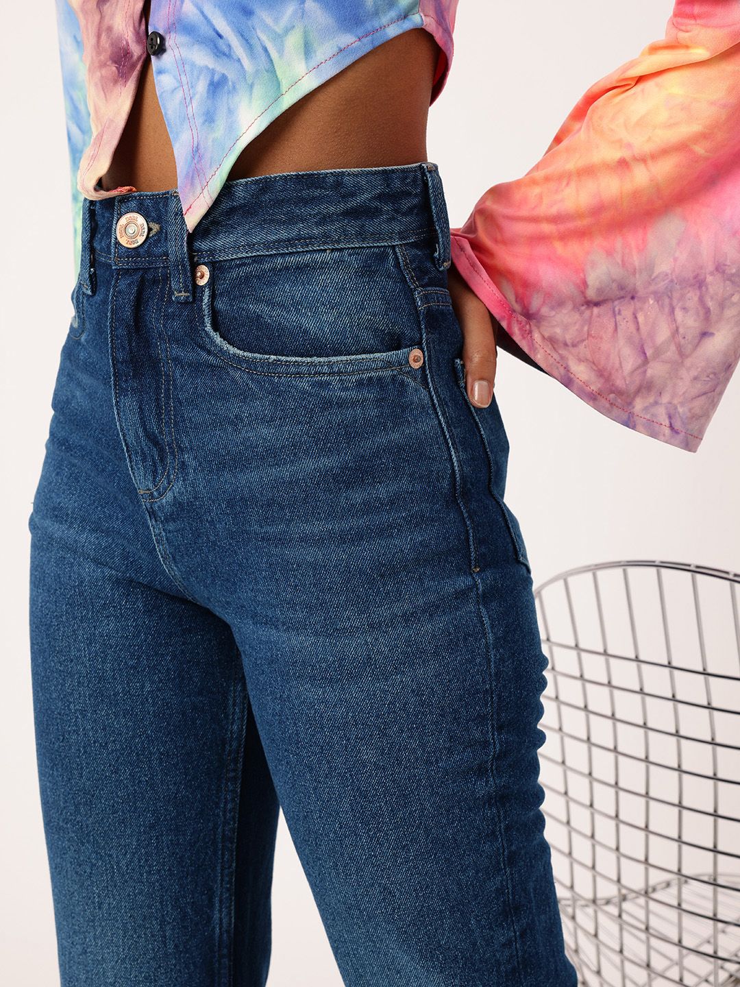 DressBerry Women Urban Savvy Straight Fit Faded Jeans