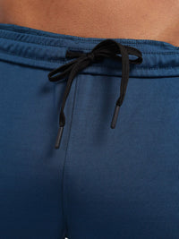 HRX by Hrithik Roshan Men Colourblocked Detail Mid-Rise Rapid-Dry Training Joggers