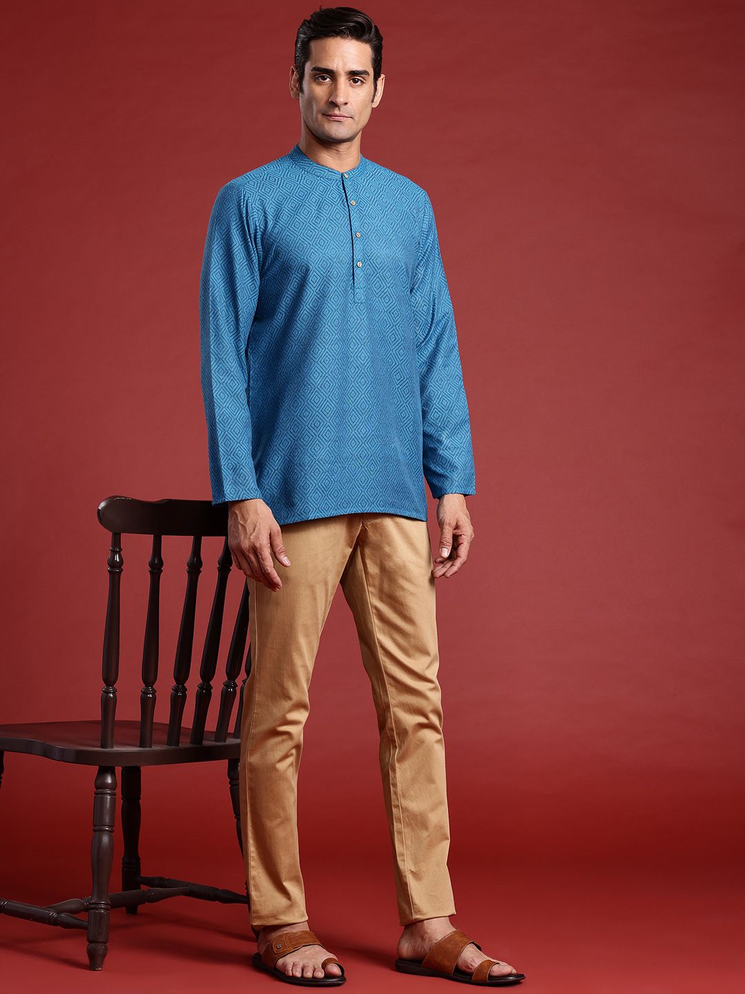 Anouk Woven Design Straight Kurta