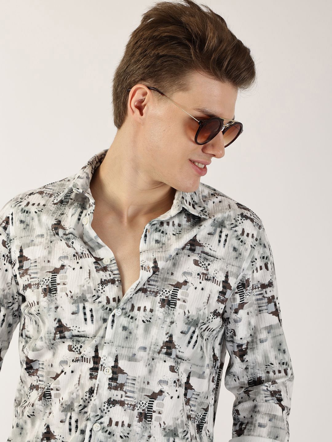 Thomas Scott Men Premium Fit Spread Collar Abstract Printed Cotton Casual Shirt