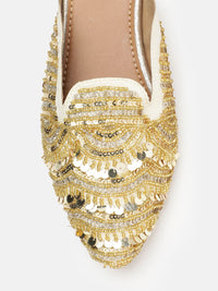 House of Pataudi Women Ethnic Embellished Mules