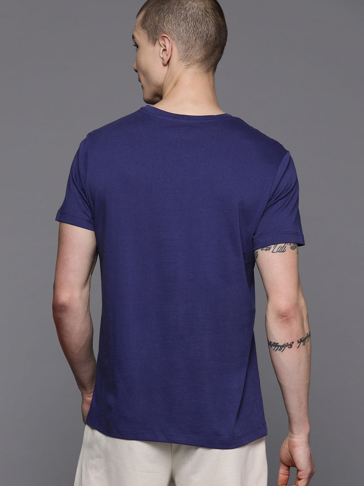 HRX oleh Hrithik Roshan Men Typography T-Shirt dicetak