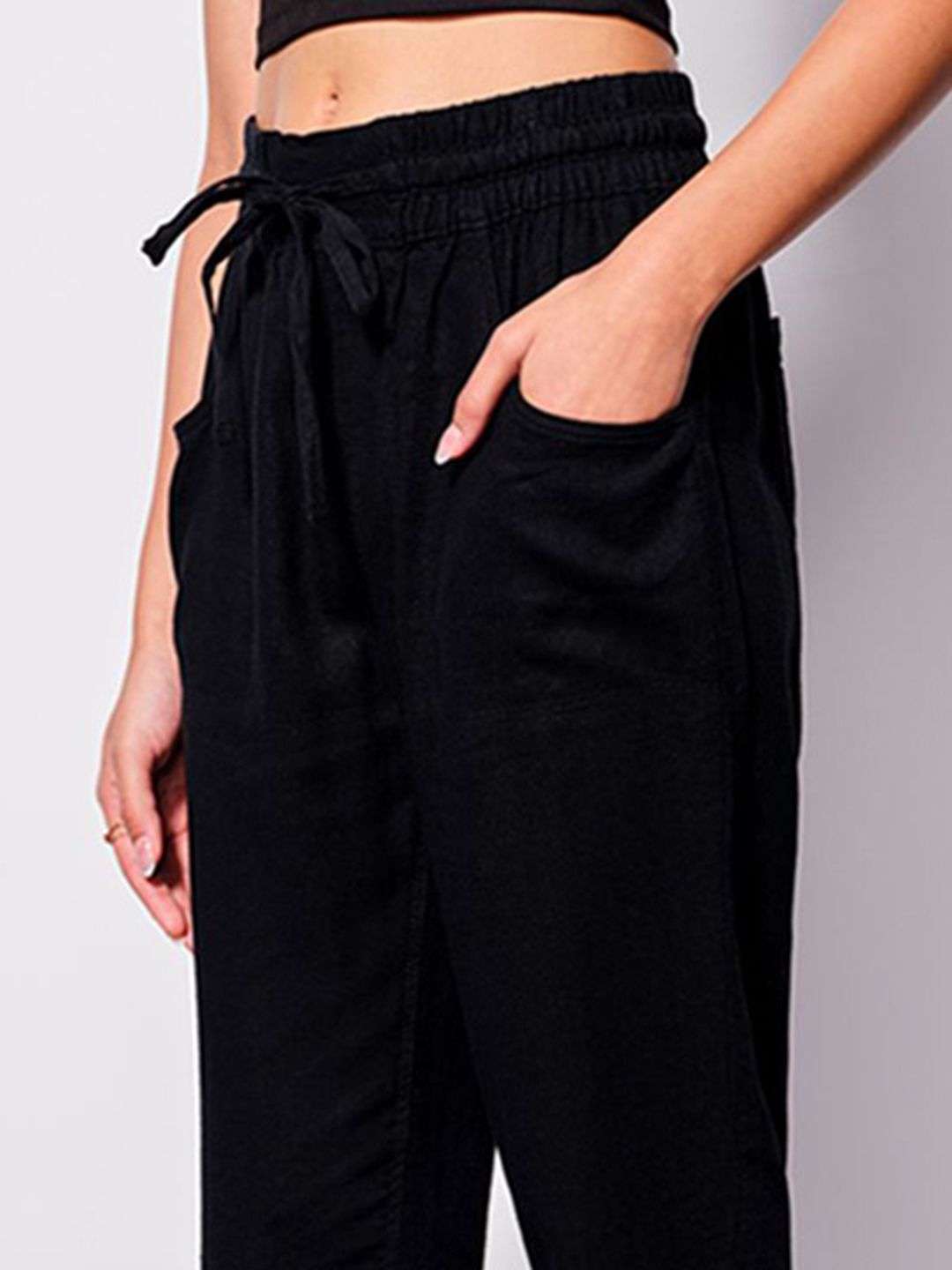 AND Women Mid-Rise Trousers