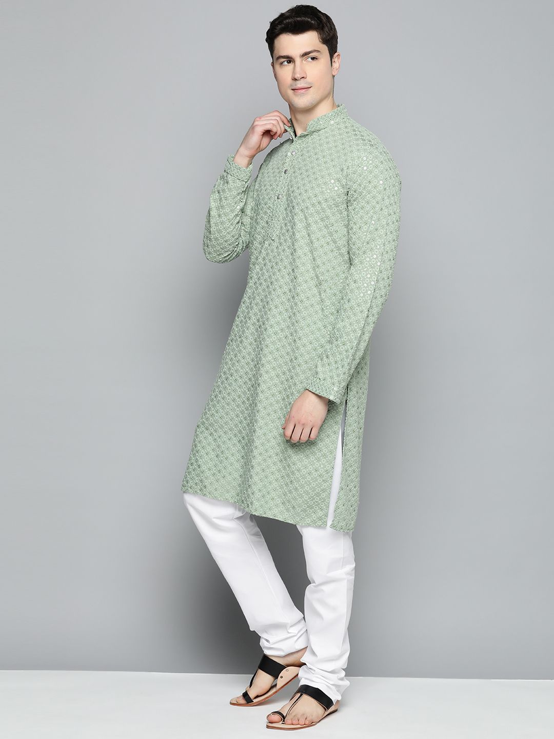 Jompers Men Floral Embroidered Chikankari Pure Cotton Kurta with Pyjamas