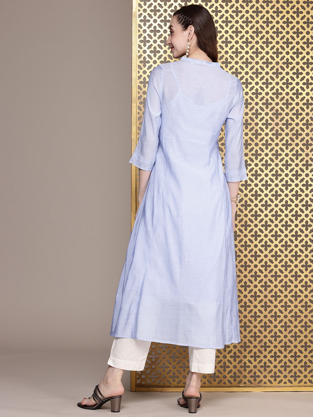 House of Pataudi Jashn Pure Cotton Chikankari Floral Embroidered Thread Work Kurta