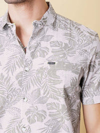 The Indian Garage Co Men Slim Fit Tropical Printed Resortwear Shirt