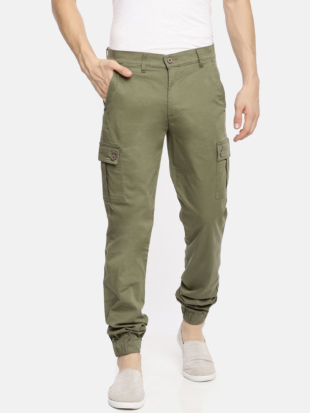 The Indian Garage Co Men Slim Fit Solid Cargos Joggers