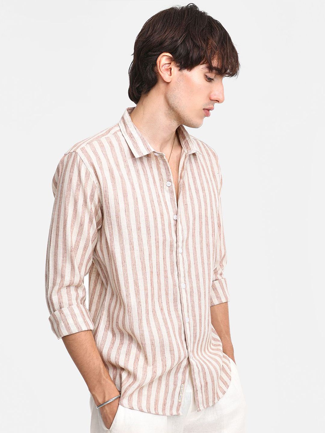 Campus Sutra Men Comfort Spread Collar Striped Cotton Casual Shirt