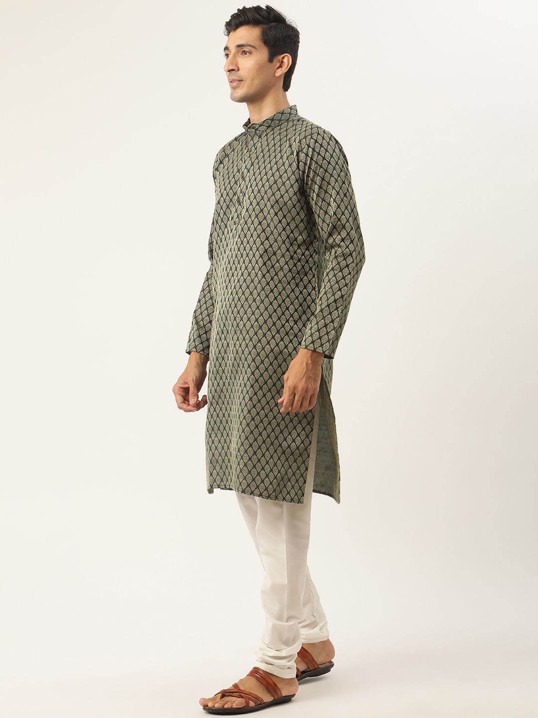 SOJANYA Men Green & Off-White Ethnic Motifs Kurta with Churidar & Nehru Jacket