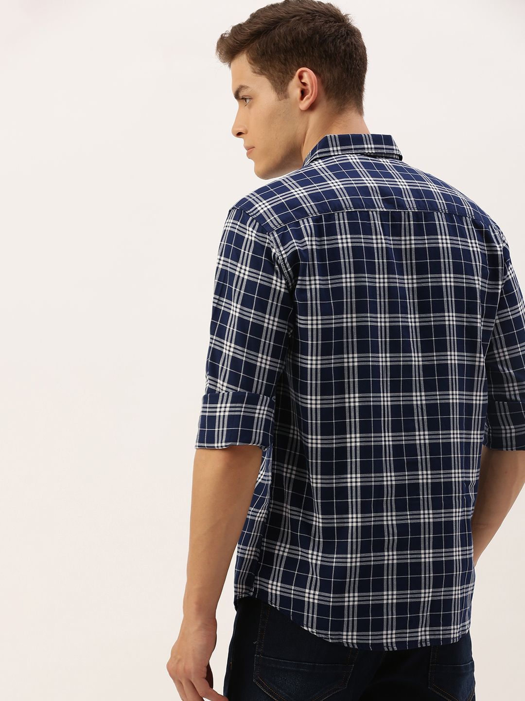 The Indian Garage Co Men Navy Blue & White Slim Fit Checked Casual Shirt