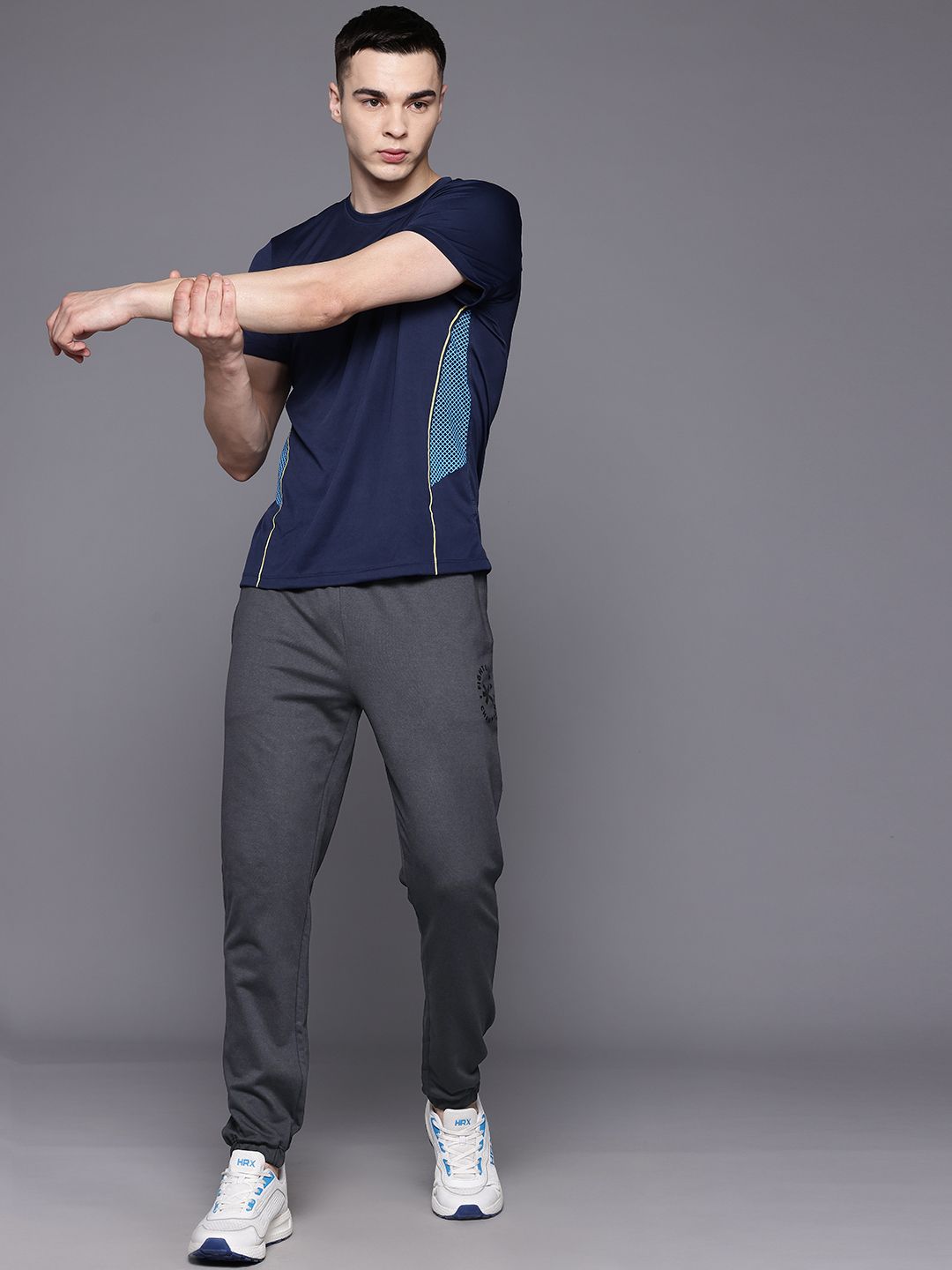 HRX by Hrithik Roshan Men Brand Logo Detail Mid-Rise Regular Fit Training Joggers