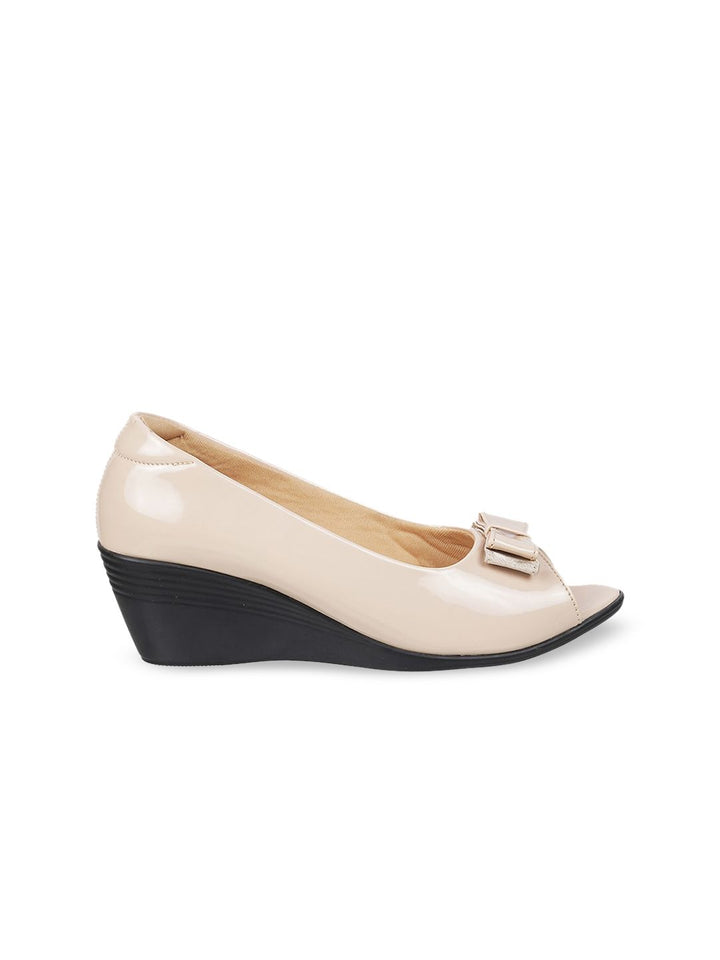 Metro Bows Embellished Peep Toes Wedge Heels