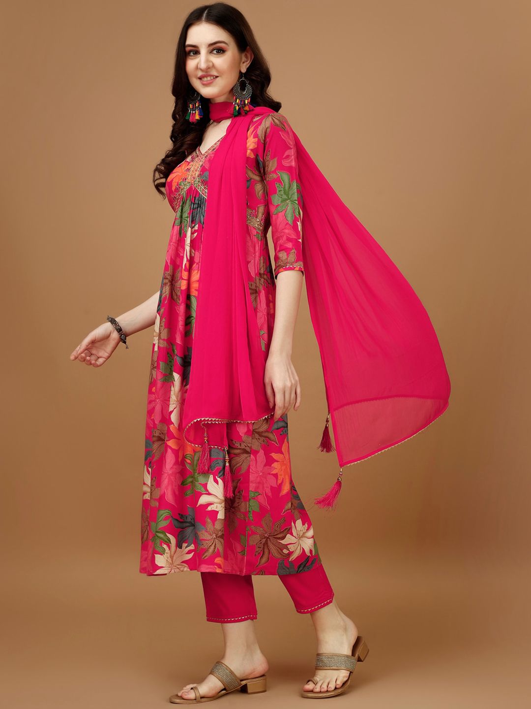 KALINI Floral Printed Kurta & Trousers With Dupatta