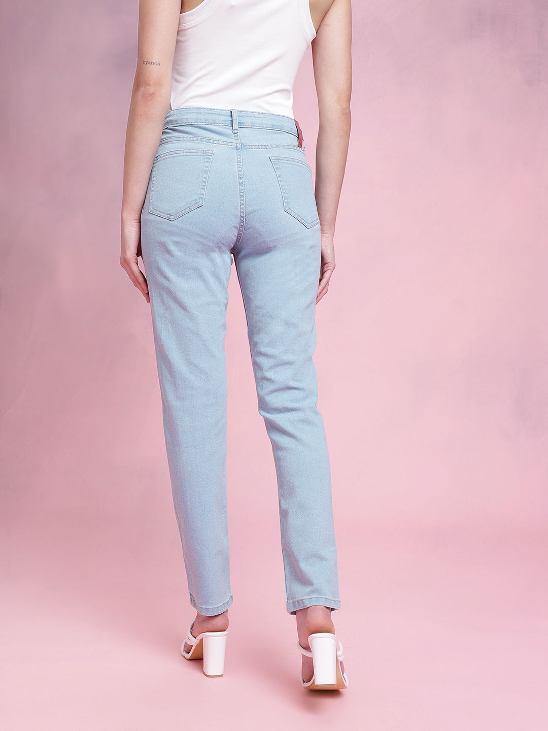 DressBerry Women Slim Fit Mid-Rise Jeans