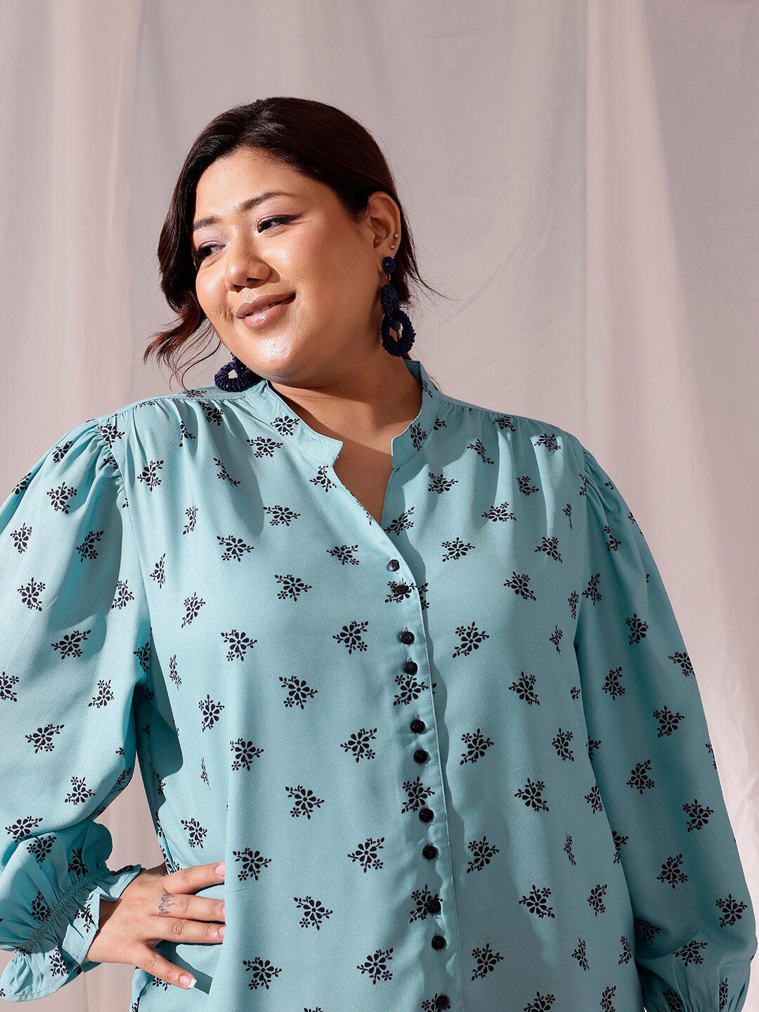 CURVY STREET Plus Size Comfort Floral Printed Mandarin Collar Casual Shirt