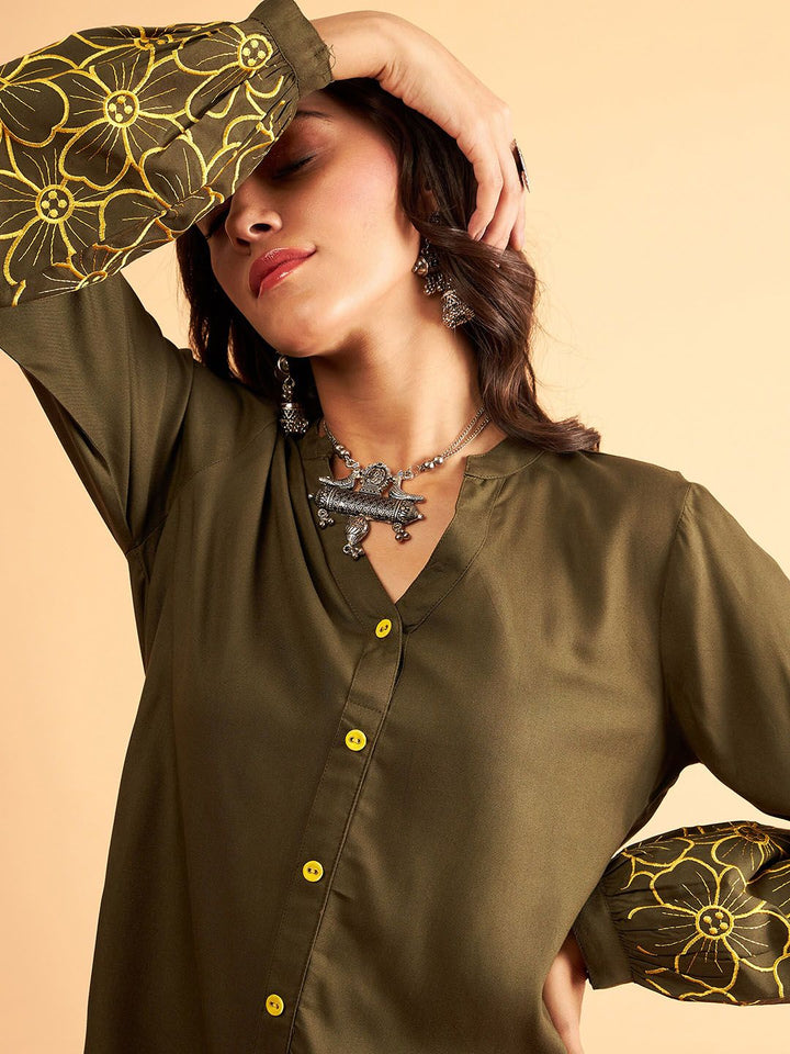 Shae by SASSAFRAS Embroidered Shirt-Collar Shirt With Trouser