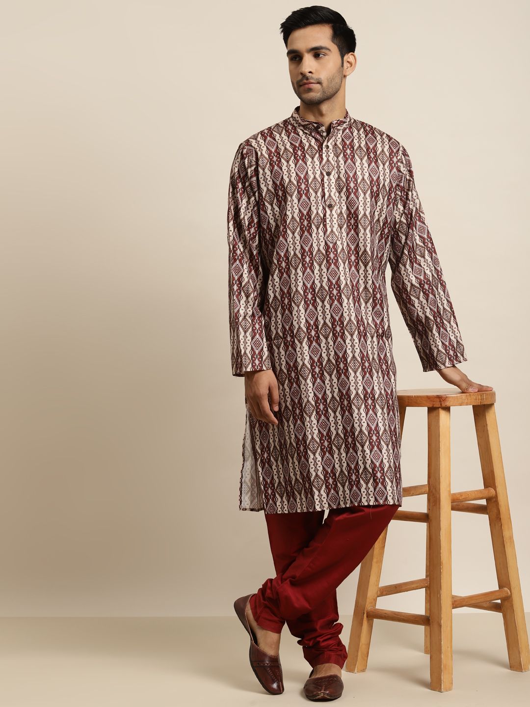 SOJANYA Men Maroon & Brown Pure Cotton Geometric Printed Kurta