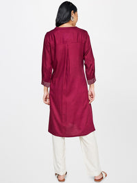 Global Desi Women Floral Embroidered Thread Work A-Line Kurta