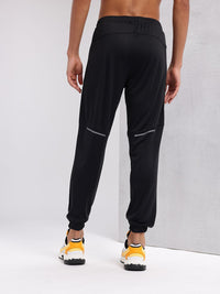 HRX by Hrithik Roshan Men Typography Print Detail Mid-Rise Rapid-Dry Training Joggers